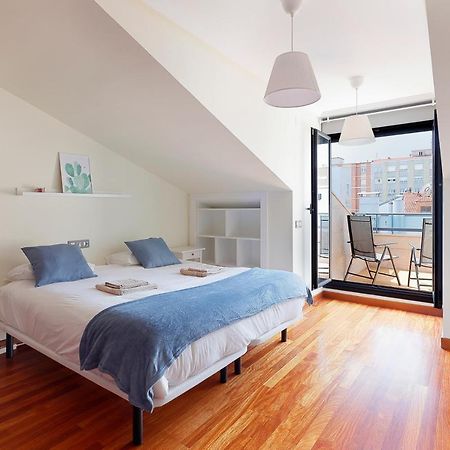 Atico Con Terraza, Vistas Al Mar Y Parking En Playa De S Lorenzo Gijón Exterior foto